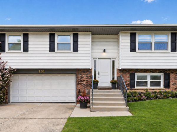 331 Gareth Lane , Schaumburg, IL 60193