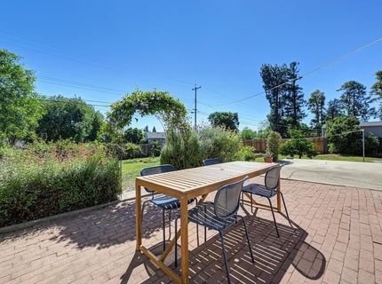 7208 Falcon Rd, Fair Oaks, CA 95628 Photo