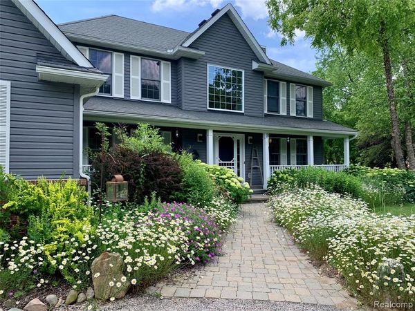 6060 Challis Road, Genoa Twp, MI 48116