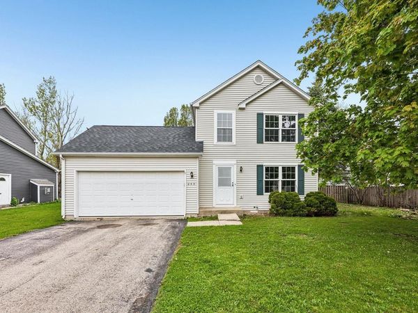 250 Meadow DRIVE, Genoa City, WI 53128