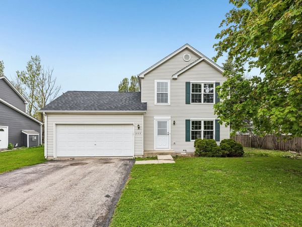 250 Meadow Dr, Genoa City, WI 53128