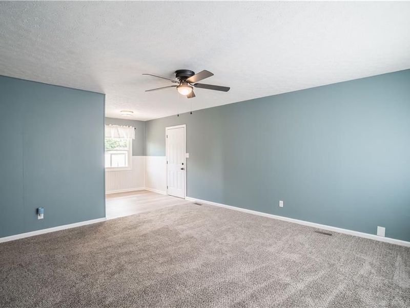 934 Carole Street, Miamisburg, OH 45342 Photo 6