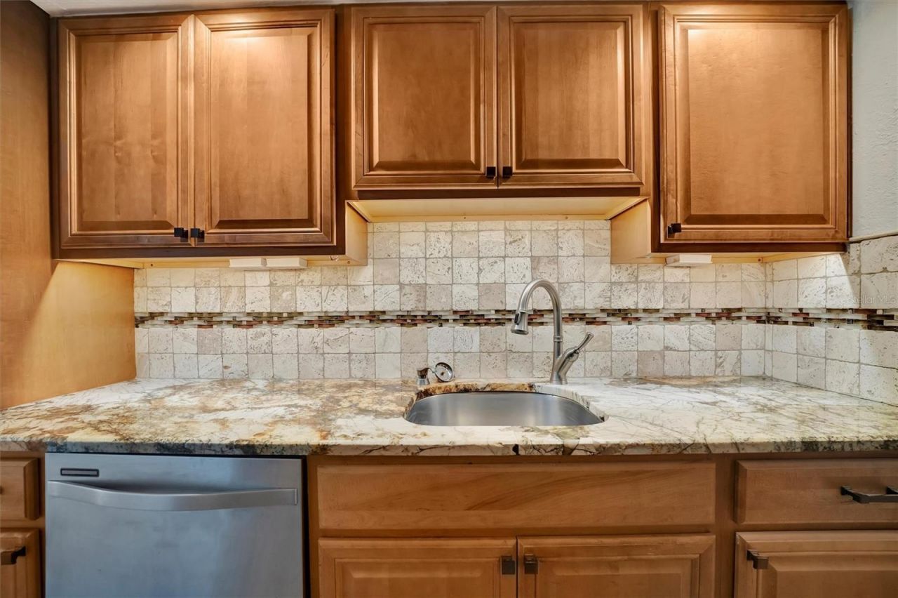 5800 Hollywood Boulevard, Unit 115, Sarasota, FL 34231 Photo