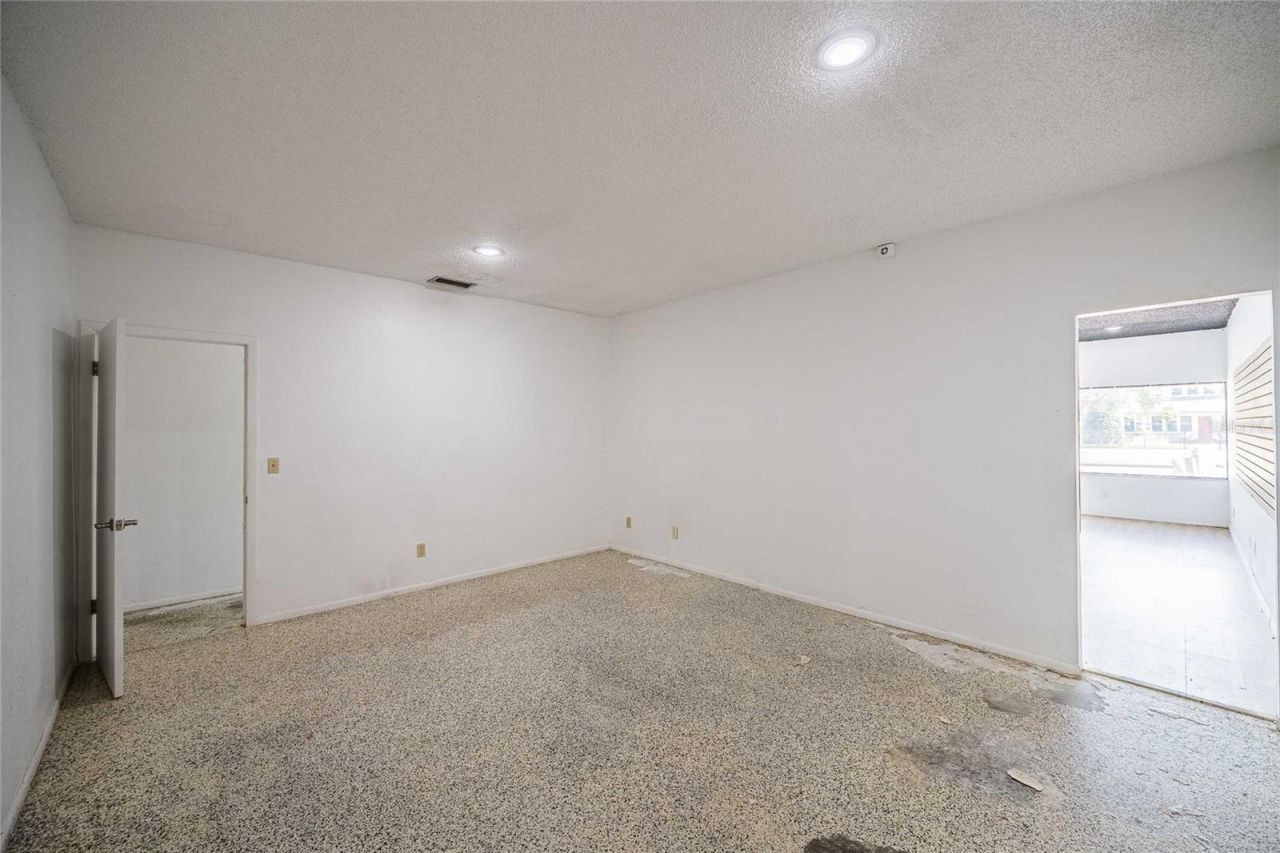 211 E Central Avenue, Winter Haven, FL 33880 Photo