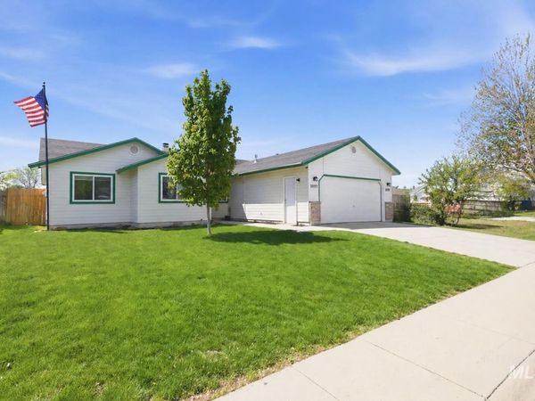 10747 W Irving Ct, Boise, ID 83713