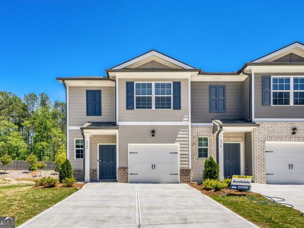 5980 Skylar Drive, Atlanta, GA 30331