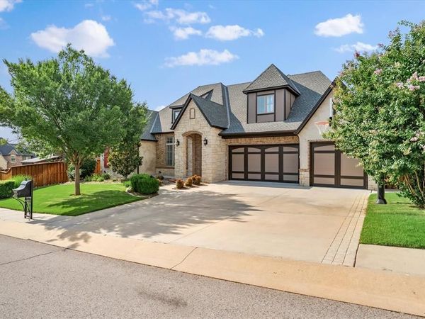 2725 Open Range Road, Edmond, OK 73034