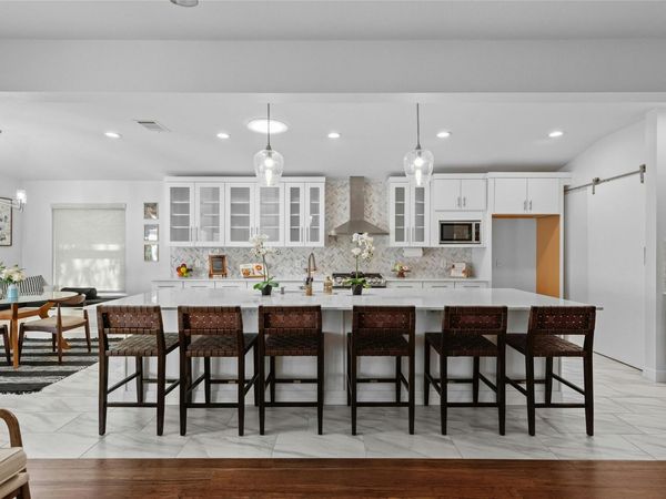 9205 Walsall CV, Austin, TX 78749