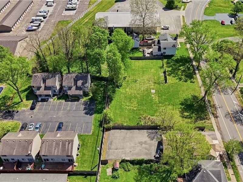 100 E Franklin Street, Bellbrook, OH 45305 Photo 3