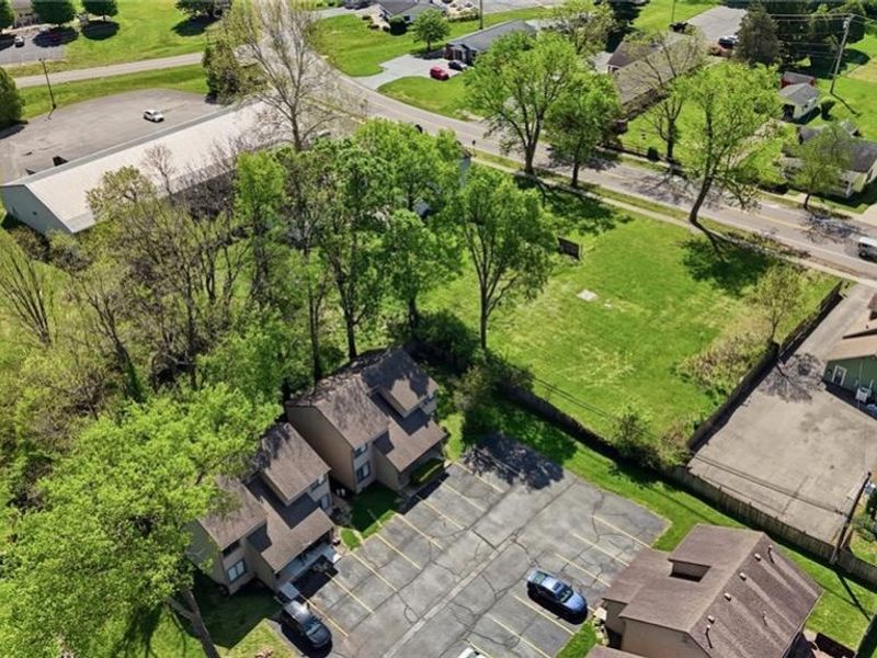 100 E Franklin Street, Bellbrook, OH 45305 Photo 4