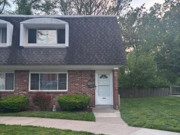1017 Lafayette Court , Collinsville, IL 62234