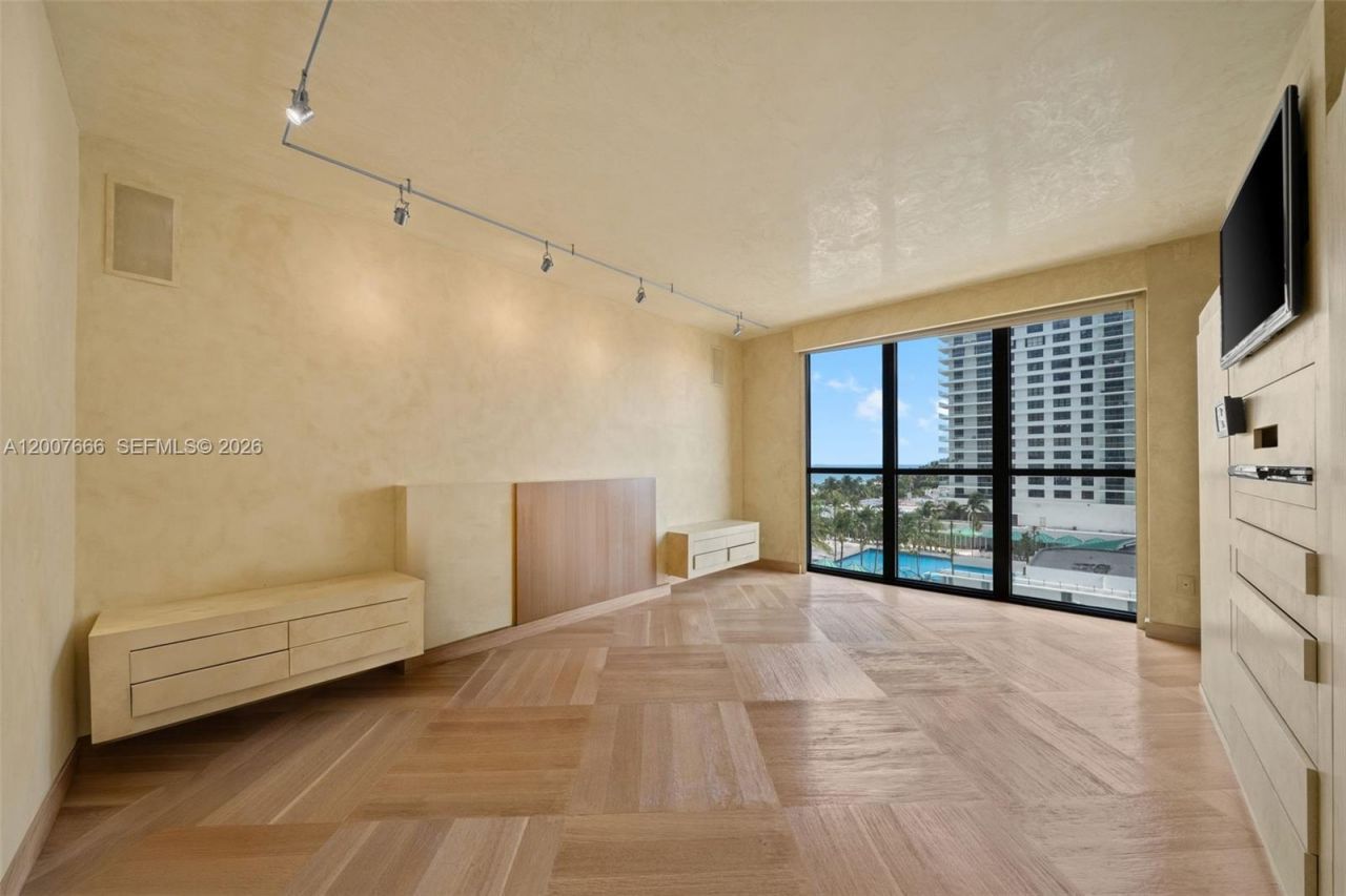 9999 Collins Ave, Unit 6G, Bal Harbour, FL 33154 Photo
