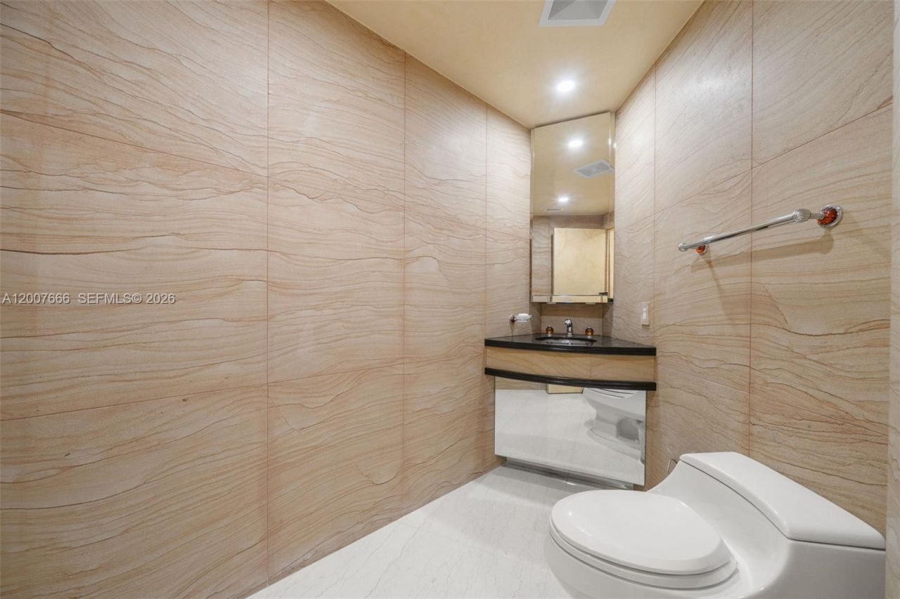 9999 Collins Ave, Unit 6G, Bal Harbour, FL 33154 Photo