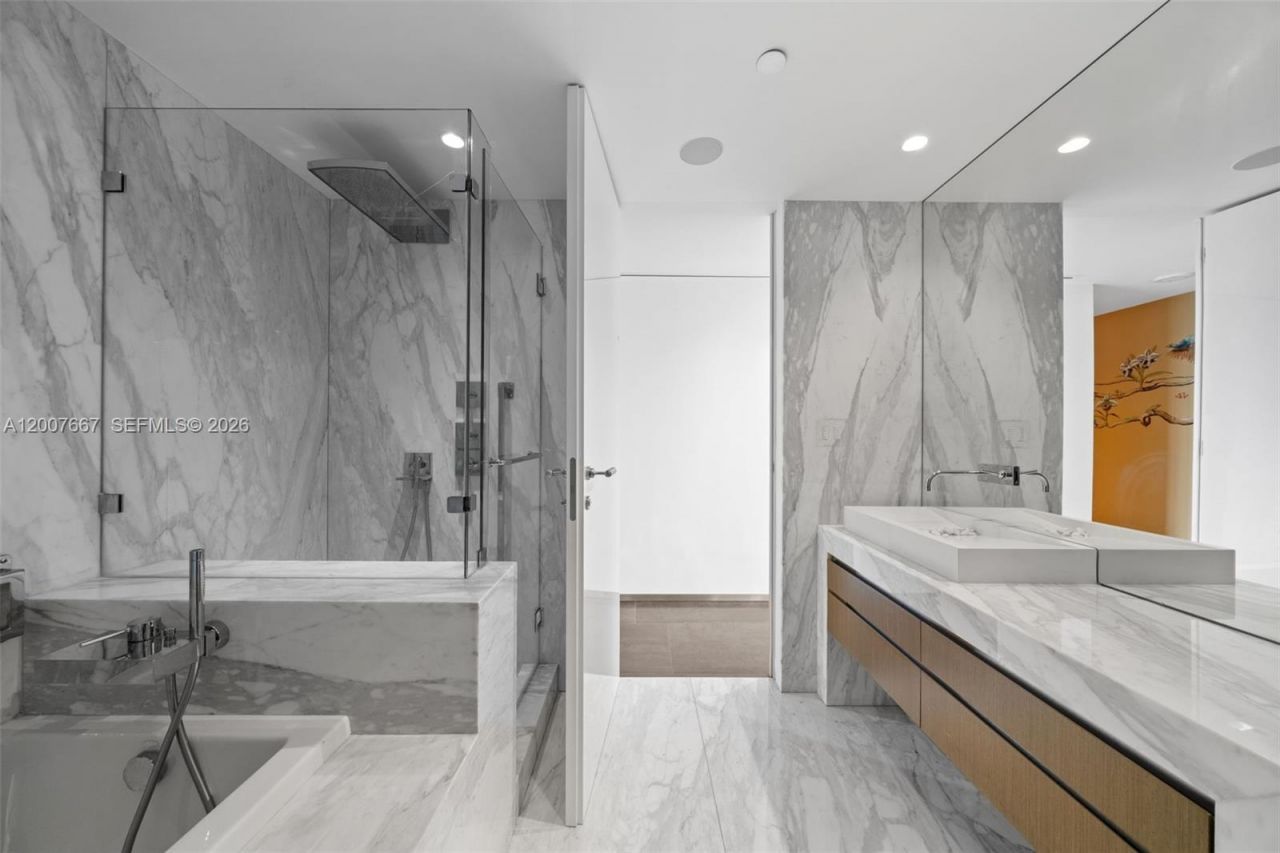 9999 Collins Ave, Unit 6J, Bal Harbour, FL 33154 Photo