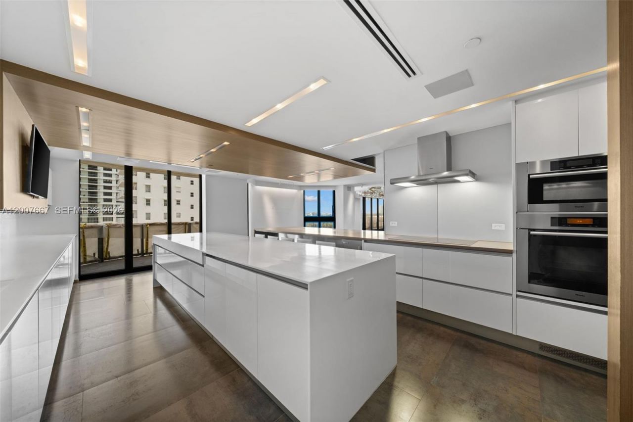 9999 Collins Ave, Unit 6J, Bal Harbour, FL 33154 Photo