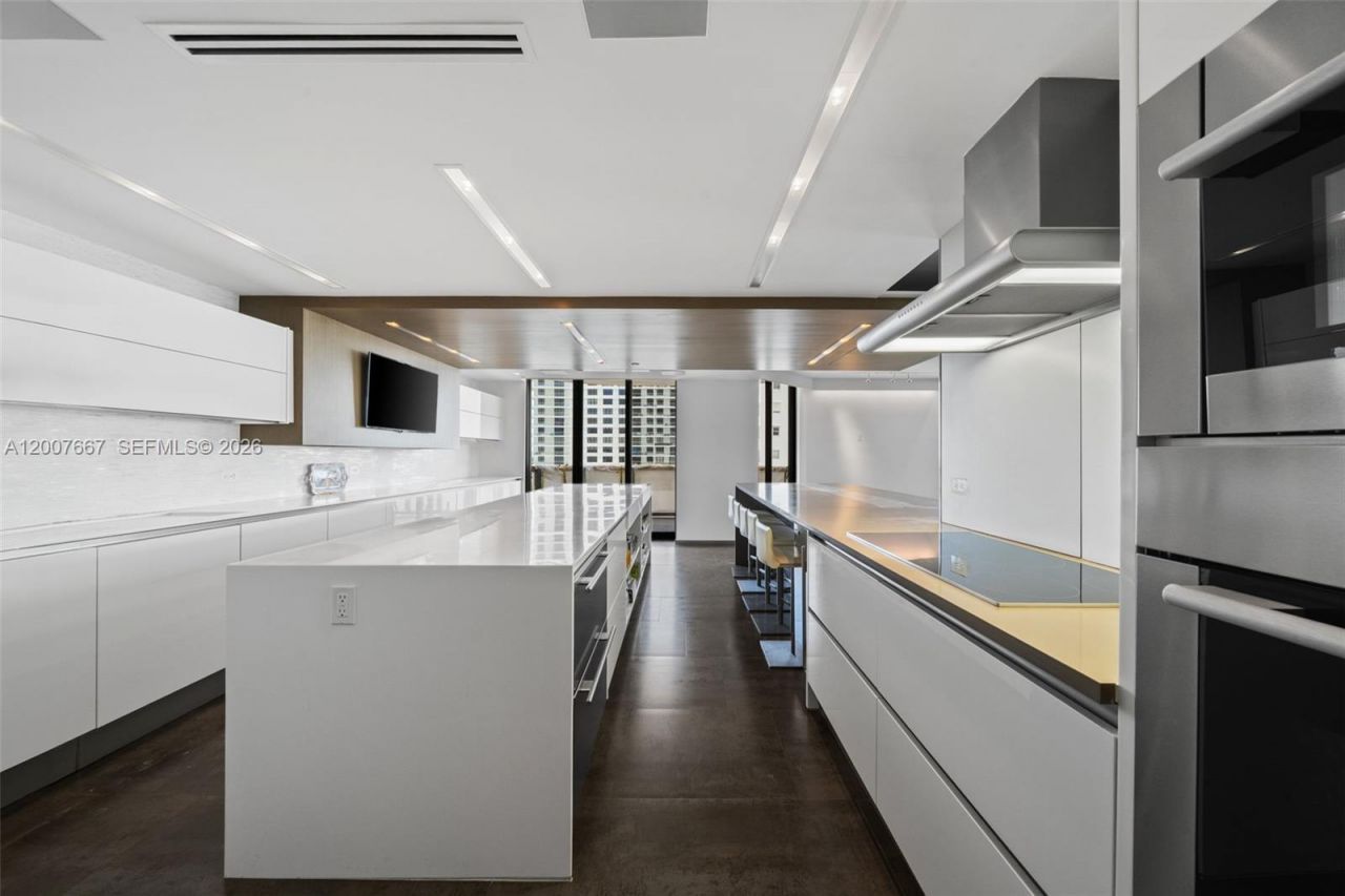 9999 Collins Ave, Unit 6J, Bal Harbour, FL 33154 Photo