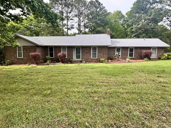 102 Club House Drive, Bald Knob, AR 72010