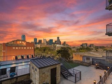 1001 Belleview Street, Unit 307, Dallas, TX 75215