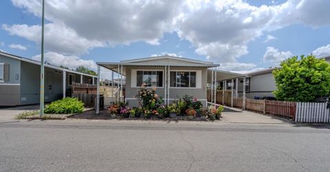 8214 Tiki Ln, Sacramento, CA 95828 Photo