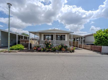 8214 Tiki Ln, Sacramento, CA 95828 Photo