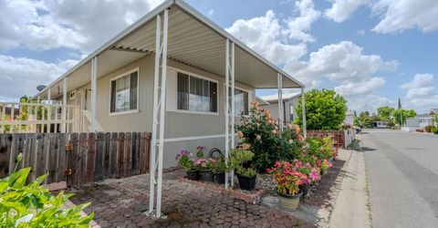 8214 Tiki Ln, Sacramento, CA 95828 Photo