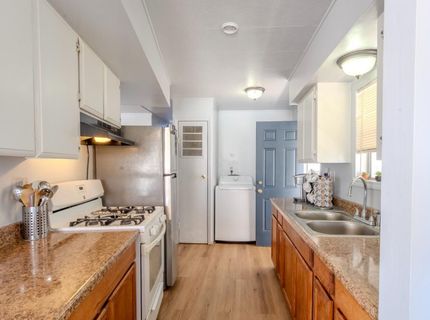 8214 Tiki Ln, Sacramento, CA 95828 Photo
