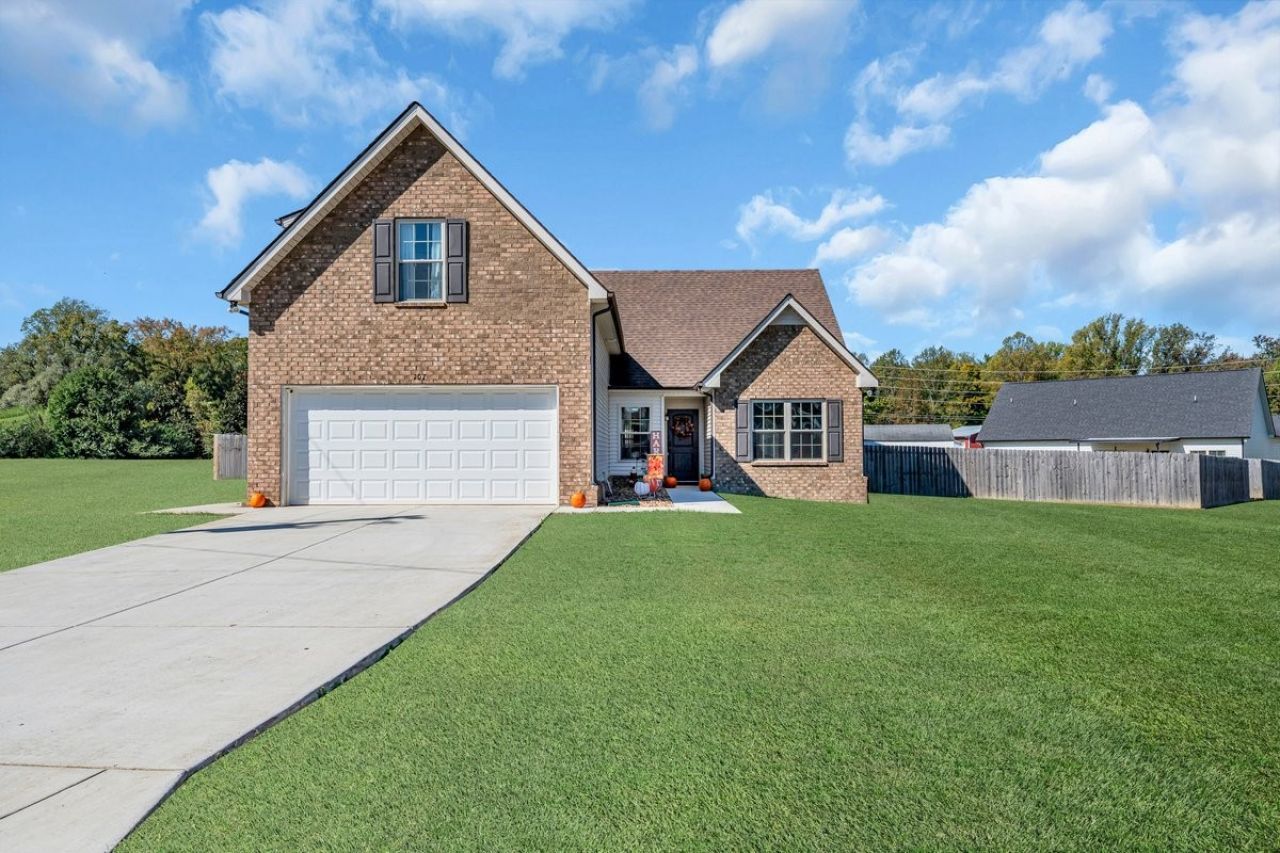 107 Grace Ct, Manchester, TN 37355 Main Photo