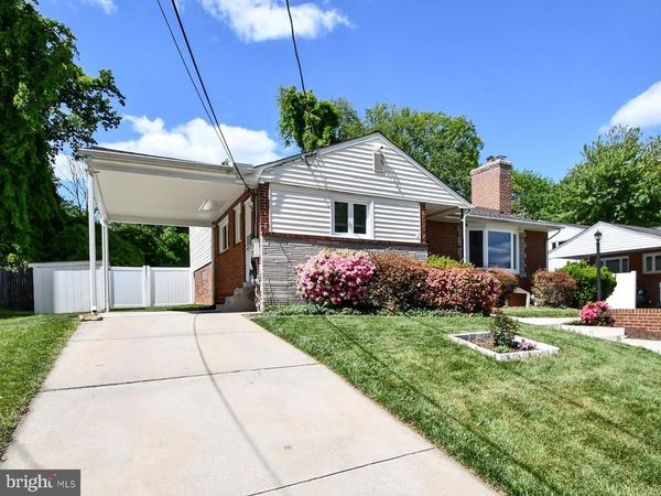 9823 SINGLETON DRIVE, BETHESDA, MD 20817