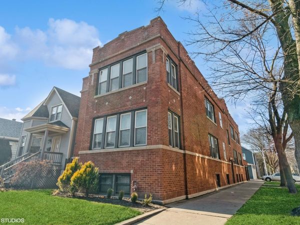 3601 W Cullom Avenue, Unit 1E, Chicago, IL 60618