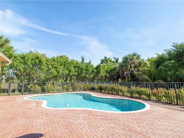 7678 NW 117th Lane, Parkland, FL 33076