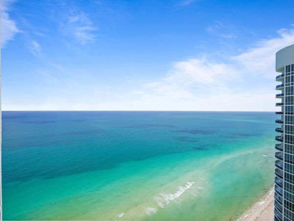 15901 Collins Avenue, Unit 3902, Sunny Isles Beach, FL 33160