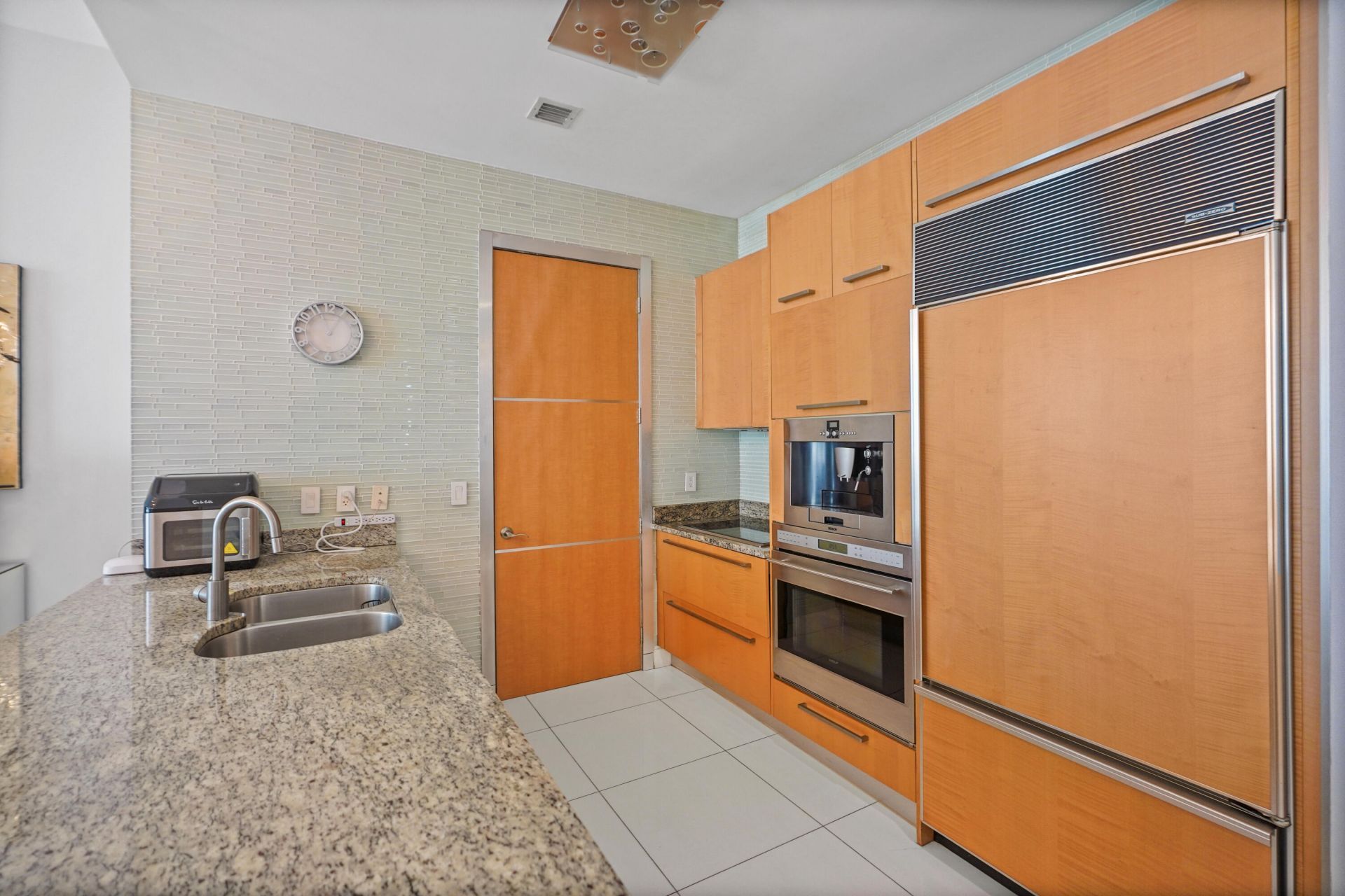 15901 Collins Avenue, Unit 3902, Sunny Isles Beach, FL 33160 Photo