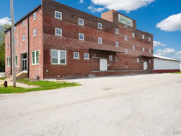 407 W Ryder Street , Litchfield, IL 62056