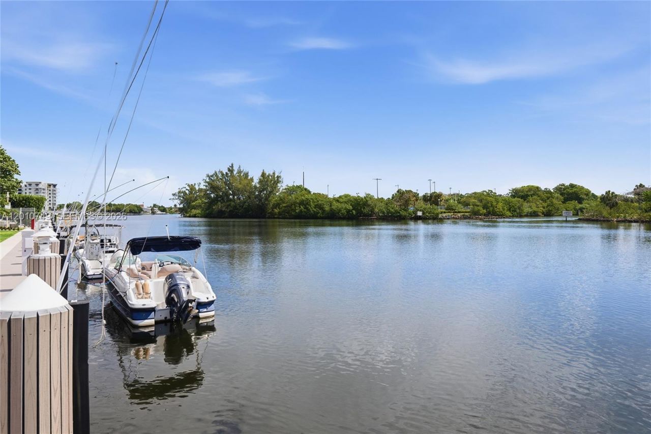 1160 N Federal Hwy, Unit 822, Fort Lauderdale, FL 33304 Photo