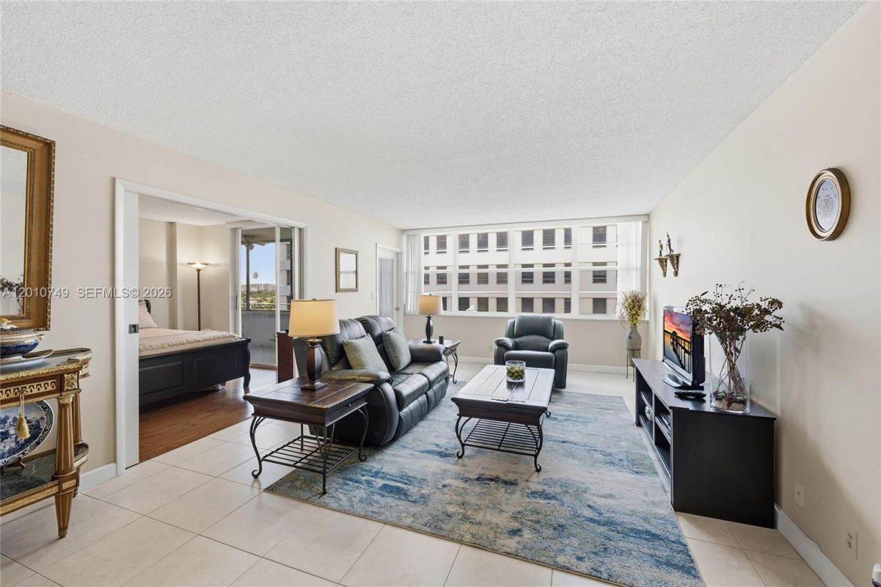 1160 N Federal Hwy, Unit 822, Fort Lauderdale, FL 33304 Photo