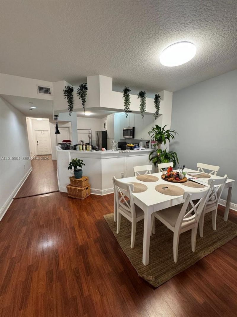 10730 NW 66th St, Unit 313, Doral, FL 33178 Photo