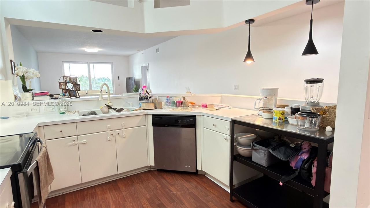 10730 NW 66th St , Unit 313, Doral, FL 33178 Photo
