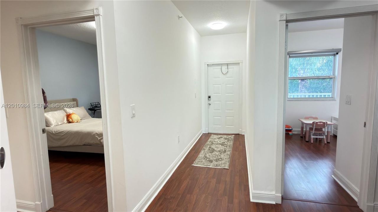 10730 NW 66th St , Unit 313, Doral, FL 33178 Photo