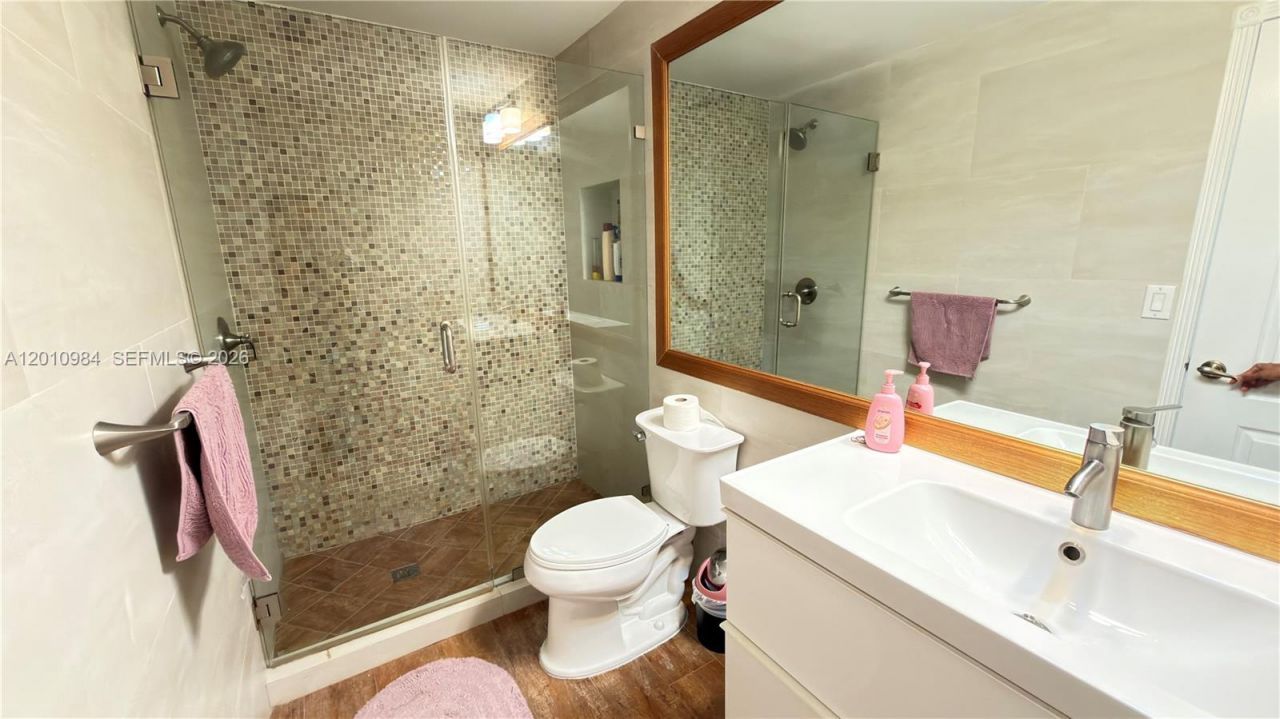 10730 NW 66th St , Unit 313, Doral, FL 33178 Photo