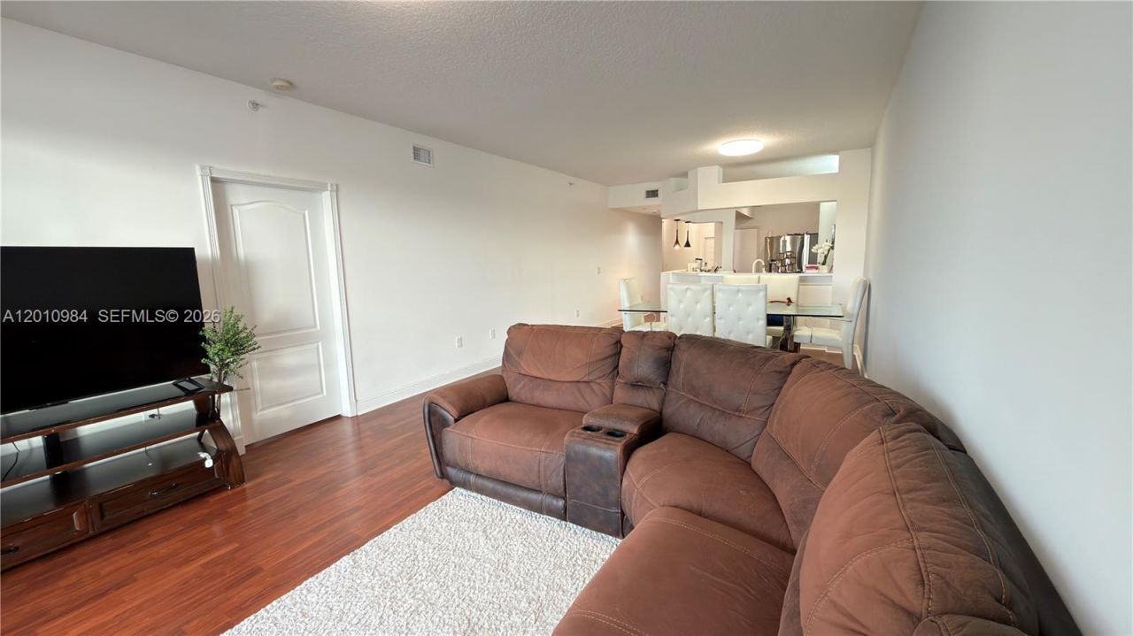 10730 NW 66th St , Unit 313, Doral, FL 33178 Photo