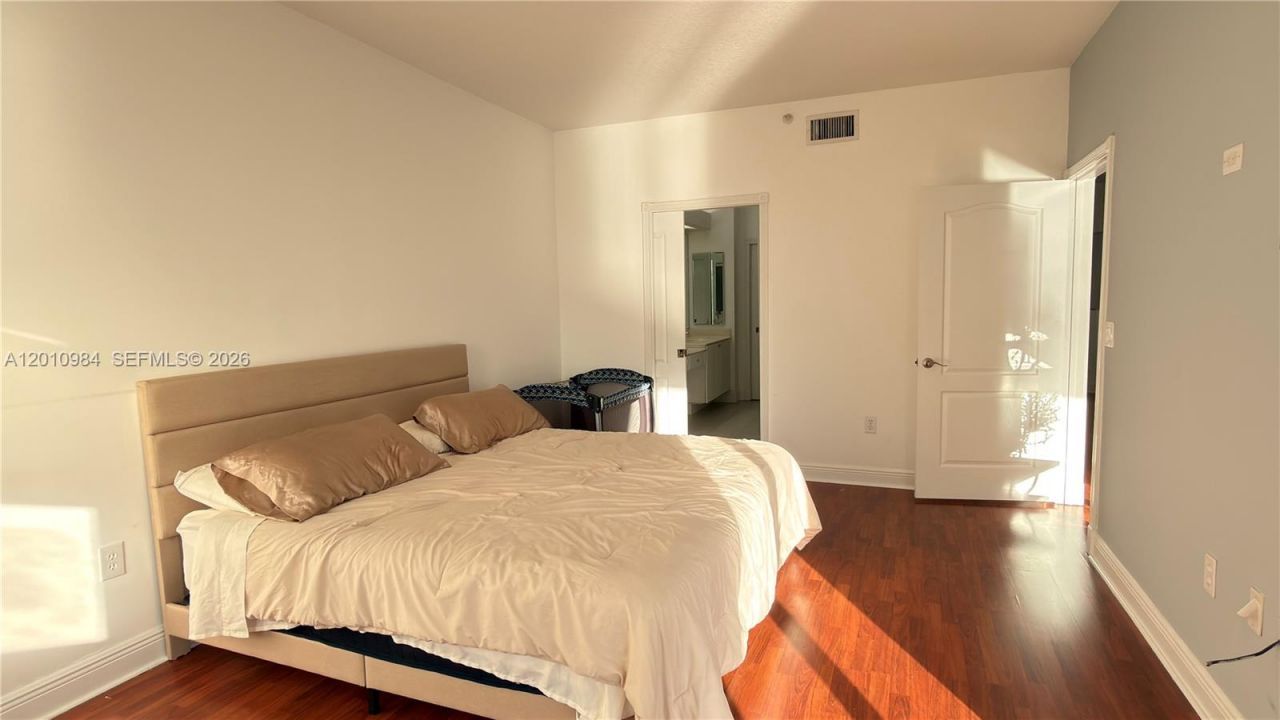 10730 NW 66th St , Unit 313, Doral, FL 33178 Photo