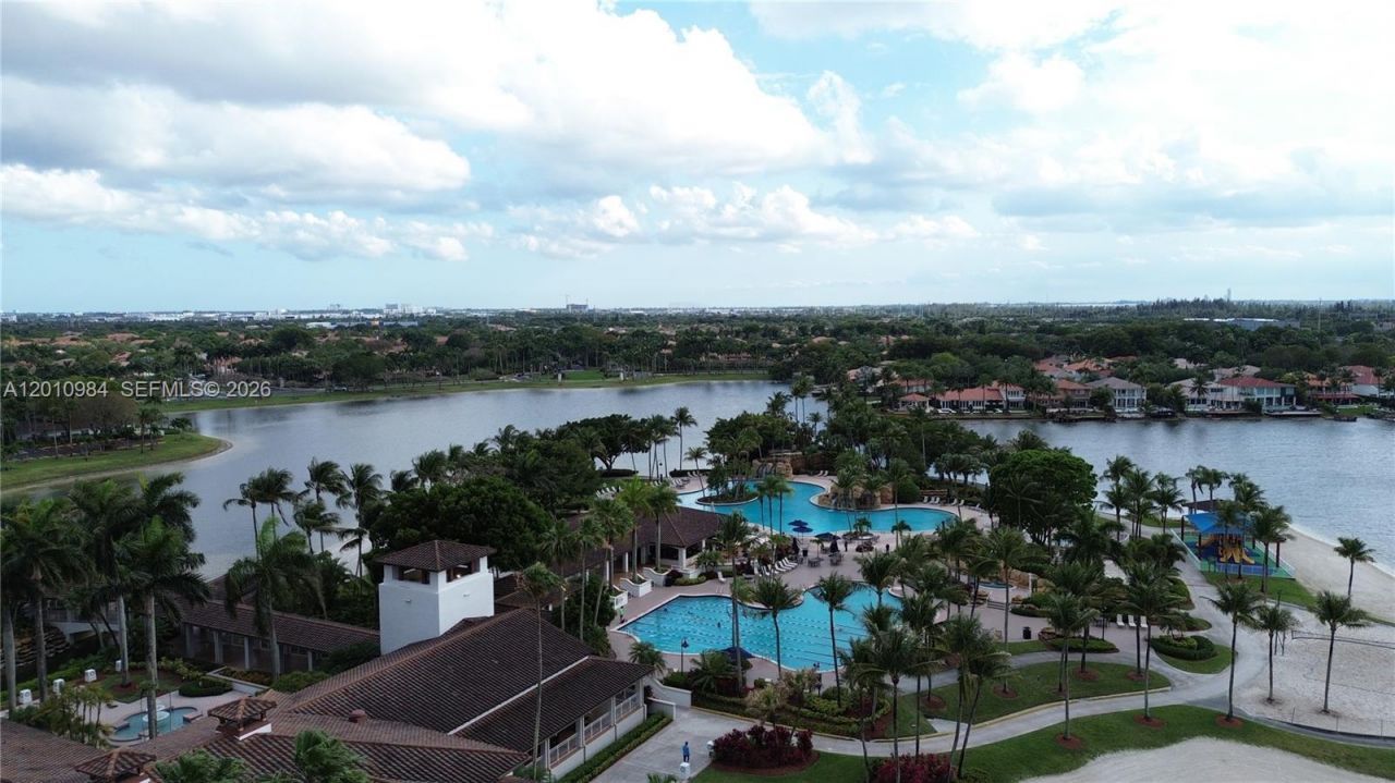 10730 NW 66th St , Unit 313, Doral, FL 33178 Photo