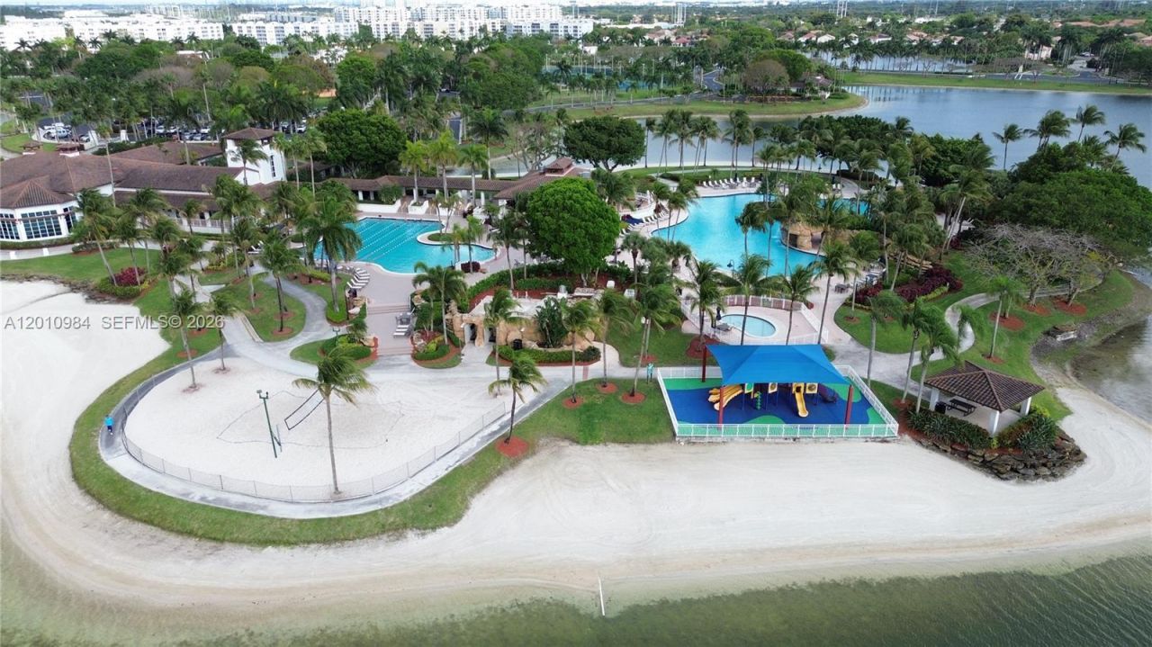 10730 NW 66th St , Unit 313, Doral, FL 33178 Photo