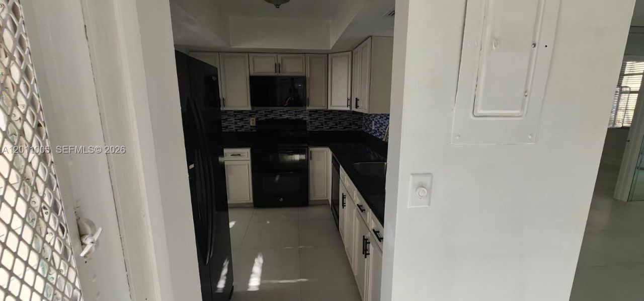 1020 NW 80th Ave, Unit 203, Margate, FL 33063 Photo