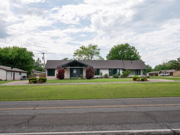 1533 N Elm Street , Miami, OK 74354