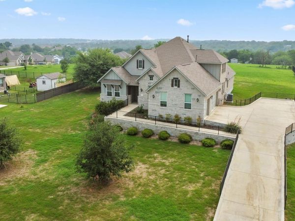 192 Raptor Beak WAY, Cedar Creek, TX 78612