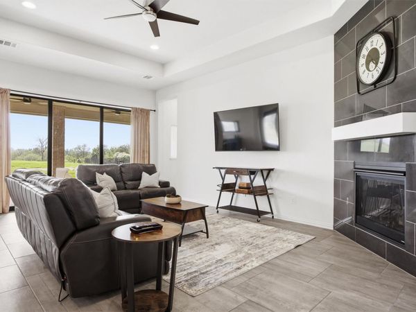 192 Raptor Beak WAY, Cedar Creek, TX 78612