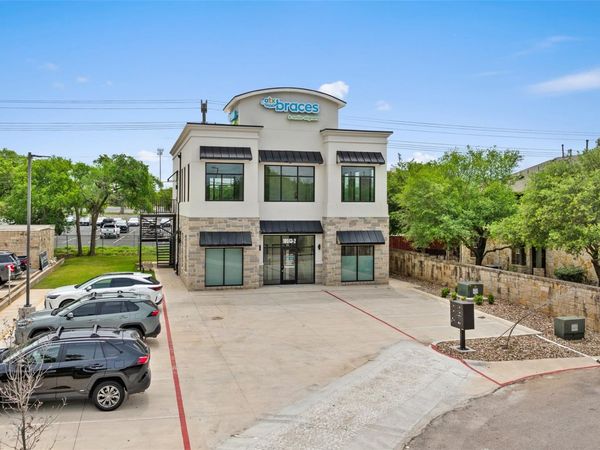 10521 Parmer LN, Cedar Park, TX 78613