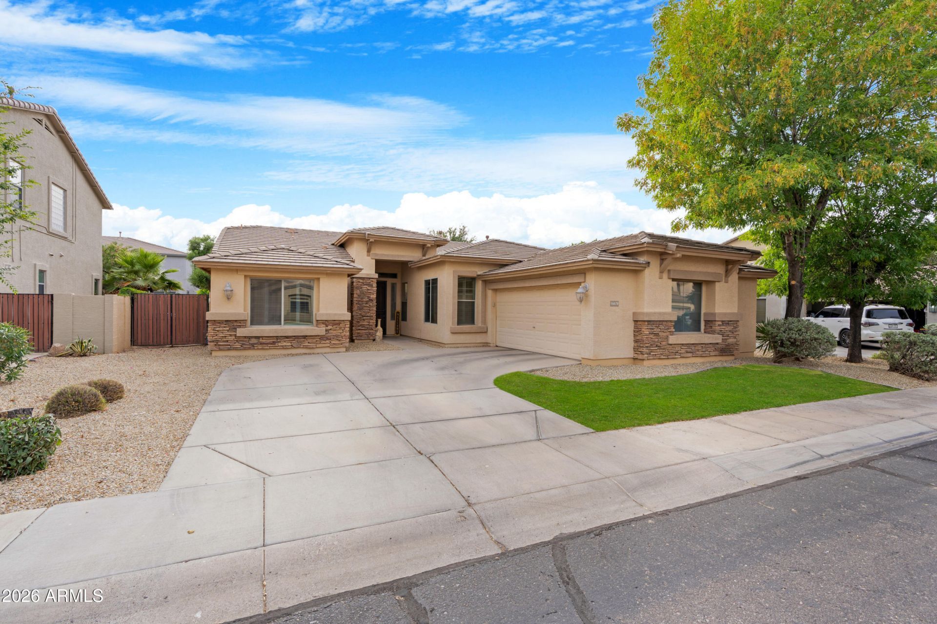 16678 N 174th Avenue, Surprise, AZ 85388 Main Photo