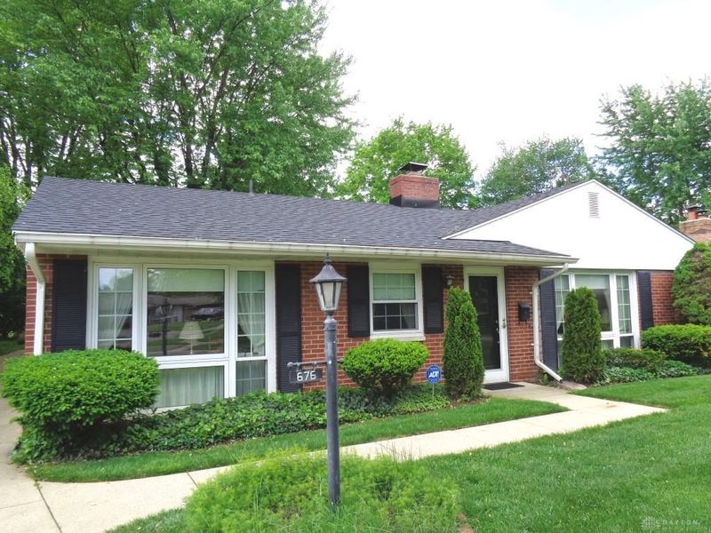 676 Wiltshire Boulevard, Dayton, OH 45419 Photo 3